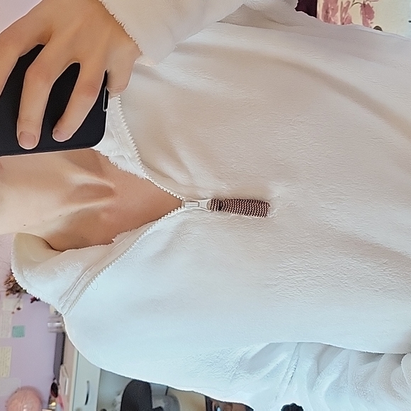 Urban Outfitters White Fluffy half-zip pullover top - Picture 4 of 13